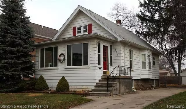 123 S WILSON Avenue, Royal Oak, MI 48067