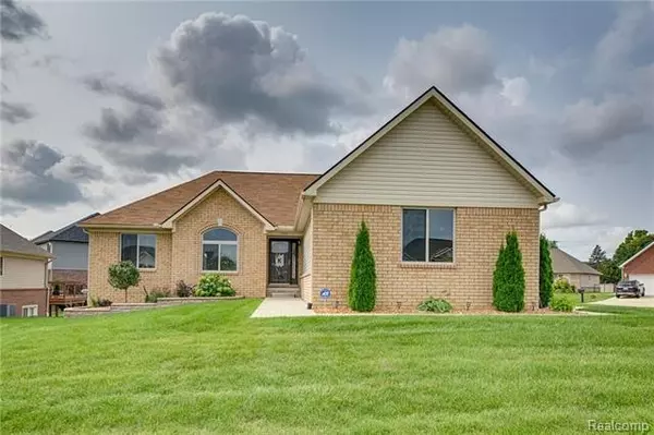 Clinton Township, MI 48035,18506 Shannon CRT