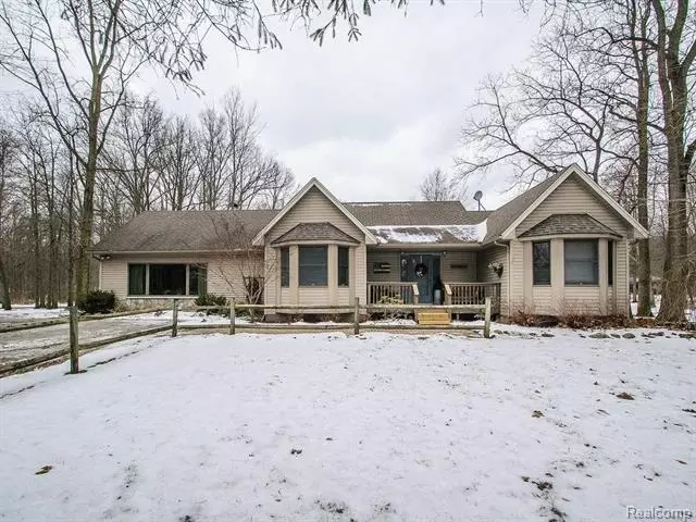 42856 Willis RD, Belleville, MI 48111