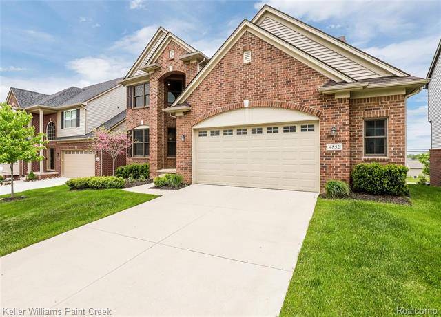 4852 E Stonegate CIR, Orion Twp, MI 48359