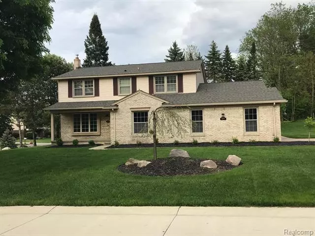 Novi, MI 48375,22480 ALTON CRT