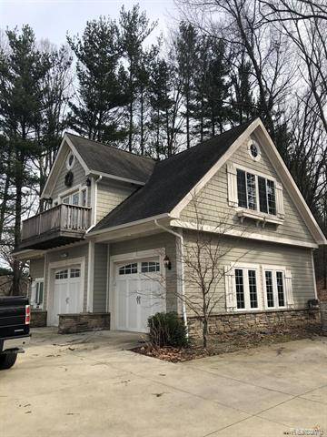 8400 Jennifer Ln, Rose Twp, MI 48442