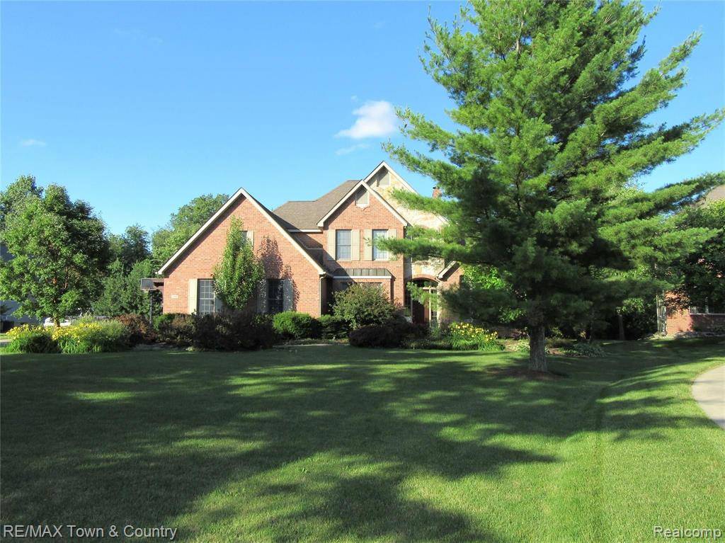 3186 BENDING BROOK DR, Flushing Twp, MI 48433