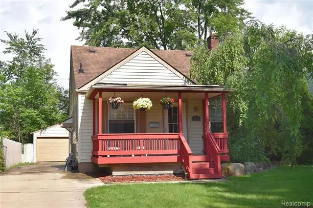 4034 CUMMINGS AVE, Berkley, MI 48072