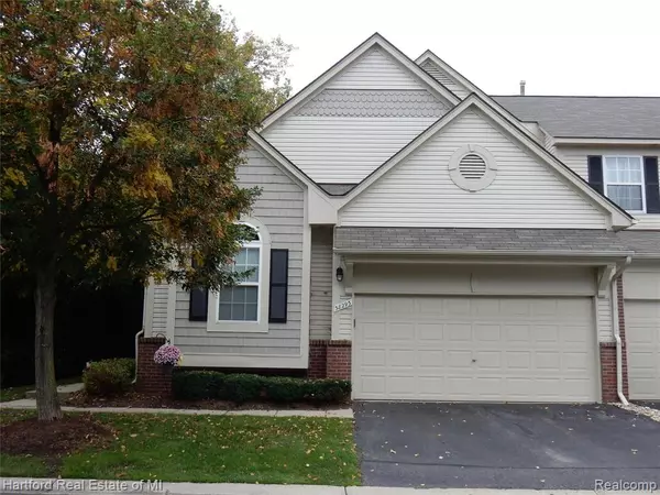 38293 Saratoga CIR 45, Farmington Hills, MI 48331