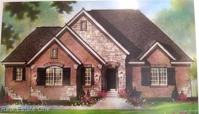 Shelby Twp, MI 48315,48285 AMBER LANE (Unit #39) Drive