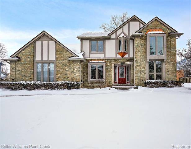 3182 SALEM DR, Rochester Hills, MI 48306