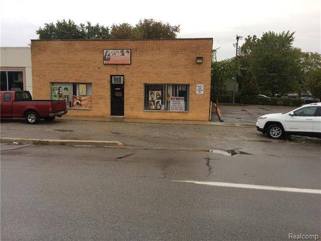 27312 W 7 Mile RD, Redford Twp, MI 48240