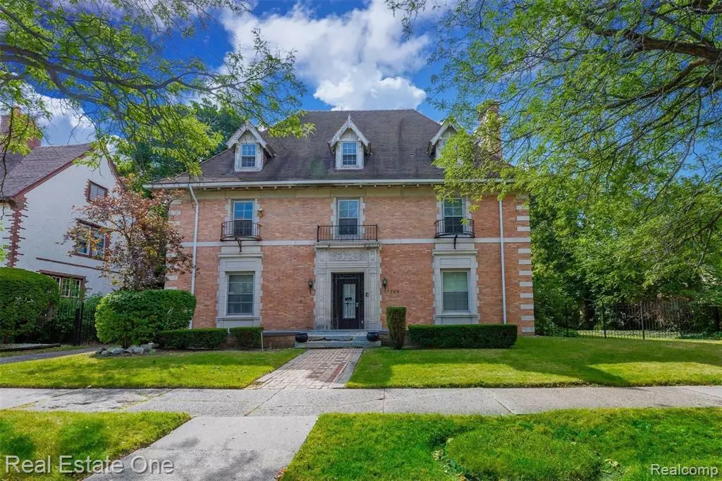 Detroit, MI 48202,226 ARDEN PARK BLVD