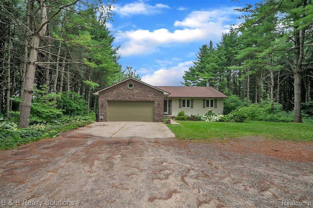 1124 HIGHVIEW DR, Mayfield Twp, MI 48446