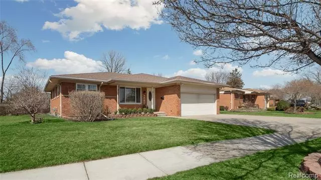 1767 HEMPSTEAD Drive, Troy, MI 48083