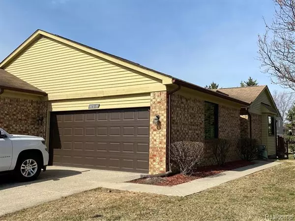 37219 Glenbrook Drive 41, Clinton Township, MI 48036