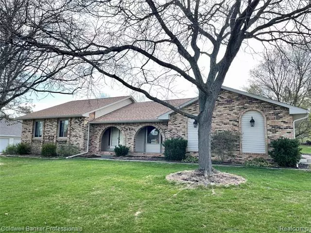 494 CHARING CROSS Drive, Grand Blanc, MI 48439