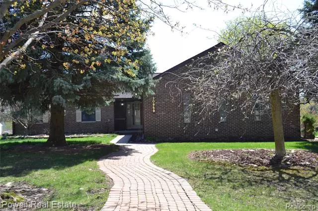 30959 Bramley Circle, New Hudson, MI 48165