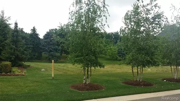 2806 TURTLE GROVE Court, Bloomfield Twp, MI 48303