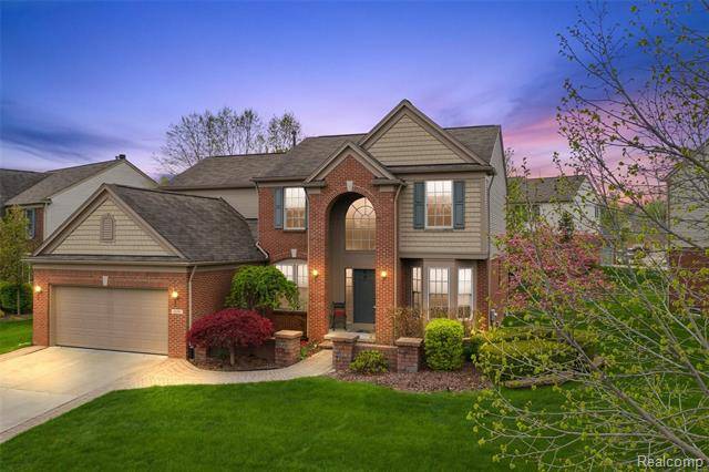 1656 BLUSHING Court, Rochester Hills, MI 48307