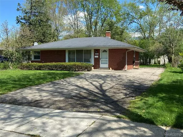 29254 SOUTHGATE Drive, Southfield, MI 48076