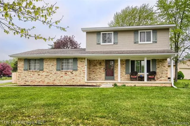 5374 OLD FRANKLIN Road, Grand Blanc, MI 48439