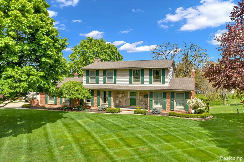 53236 WHITBY WAY, Shelby Twp, MI 48316