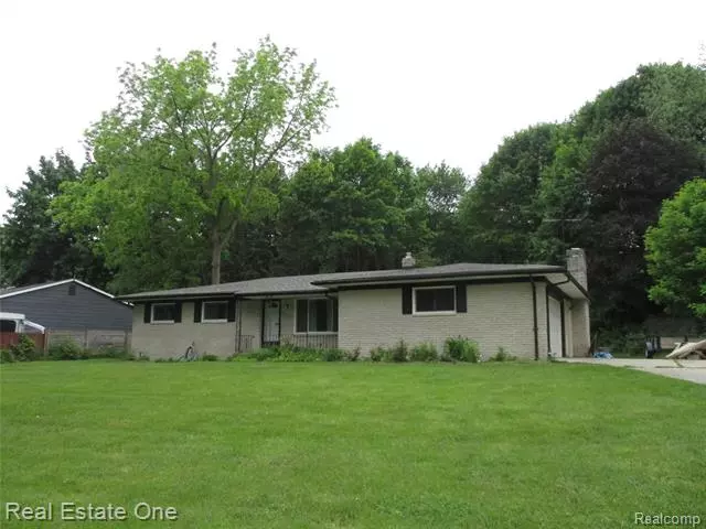 4325 WAVERLY Drive, Waterford, MI 48329