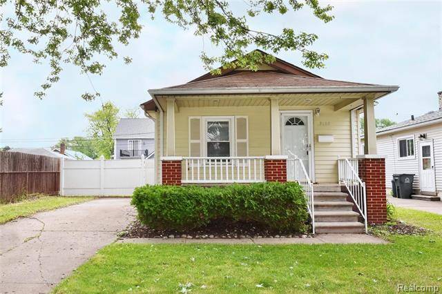 3138 WAKEFIELD RD, Berkley, MI 48072