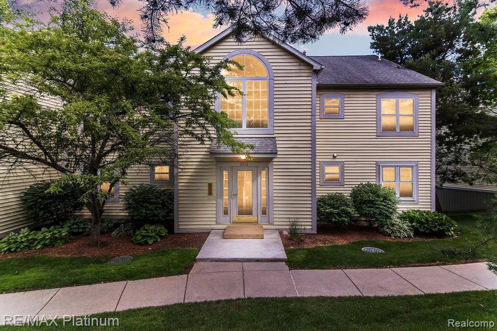 2215 S Huron Parkway 2, Ann Arbor, MI 48104