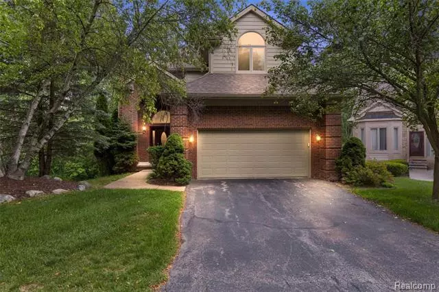 3160 BLOSSOM, West Bloomfield, MI 48324