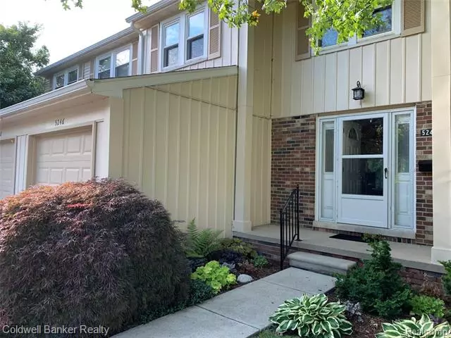 5246 BREEZE HILL Place 85, Troy, MI 48098