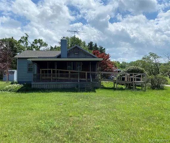 5781 W CARO Road, Vassar, MI 48768