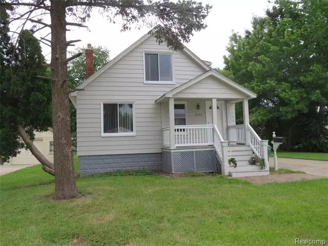 5642 BELTON Street, Garden City, MI 48135