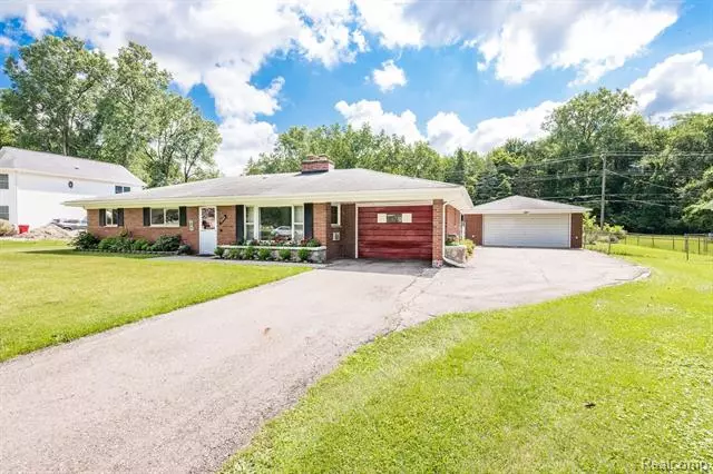 Southfield, MI 48033,22600 LEEWRIGHT Avenue