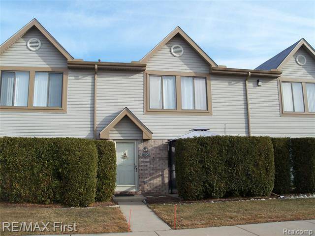 50508 BAY RUN N Bldg#: 11 2, Chesterfield Twp, MI 48047