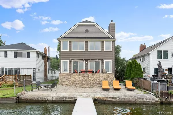 Lake Orion Vlg, MI 48362,441 N NORTH SHORE Drive