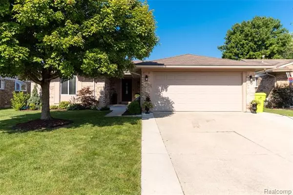 46457 PEACH GROVE Avenue, Macomb, MI 48044