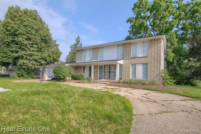 22660 TWYCKINGHAM Way, Southfield, MI 48034