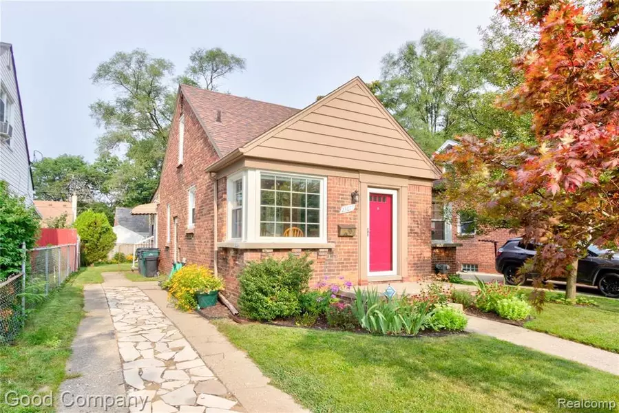 23071 FOREST Street, Oak Park, MI 48237