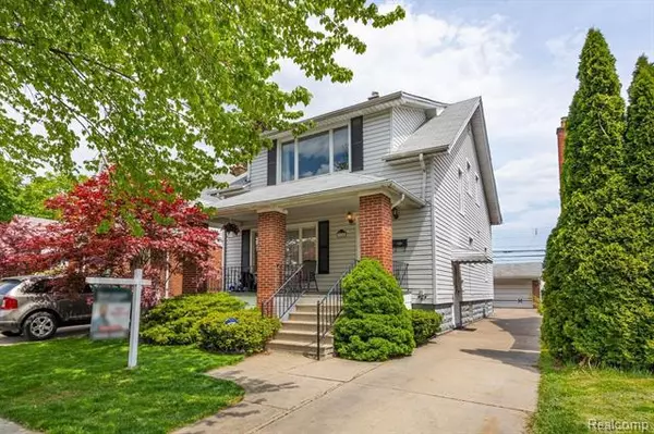 6642 NECKEL Street, Dearborn, MI 48126