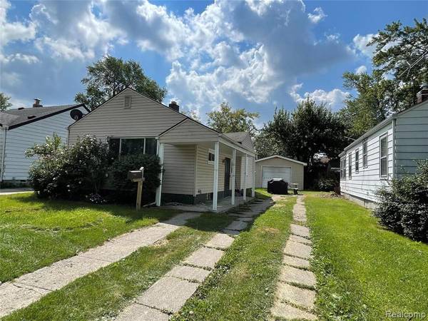 630 E MADISON Avenue, Pontiac, MI 48340