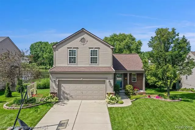 415 DEER PATH Trail, Waterford, MI 48327