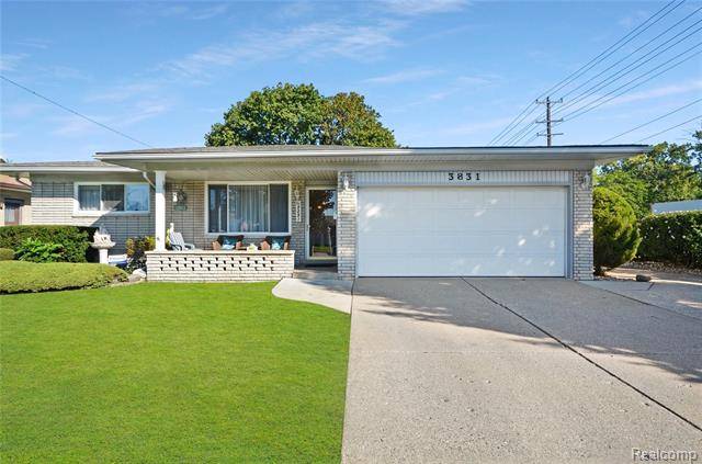 3831 Kevin CIR, Warren, MI 48092