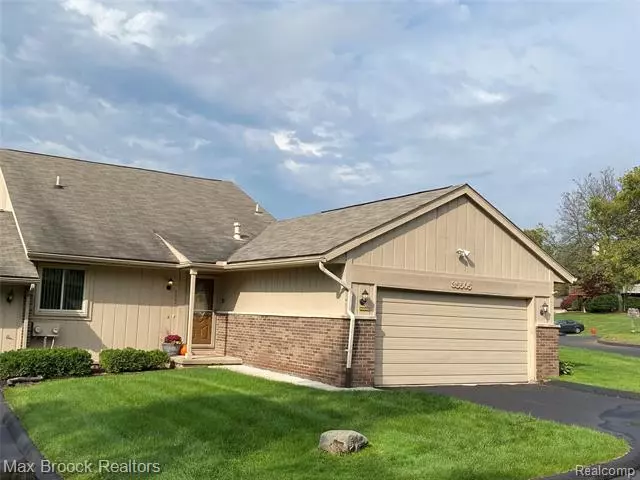 35505 HERITAGE LANE, Farmington, MI 48335