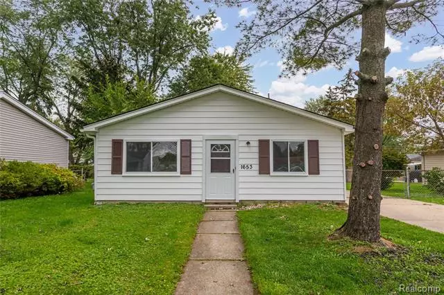 1653 NORRIS ST Street, Westland, MI 48186