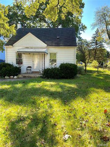 27057 SHIAWASSEE Road, Southfield, MI 48033