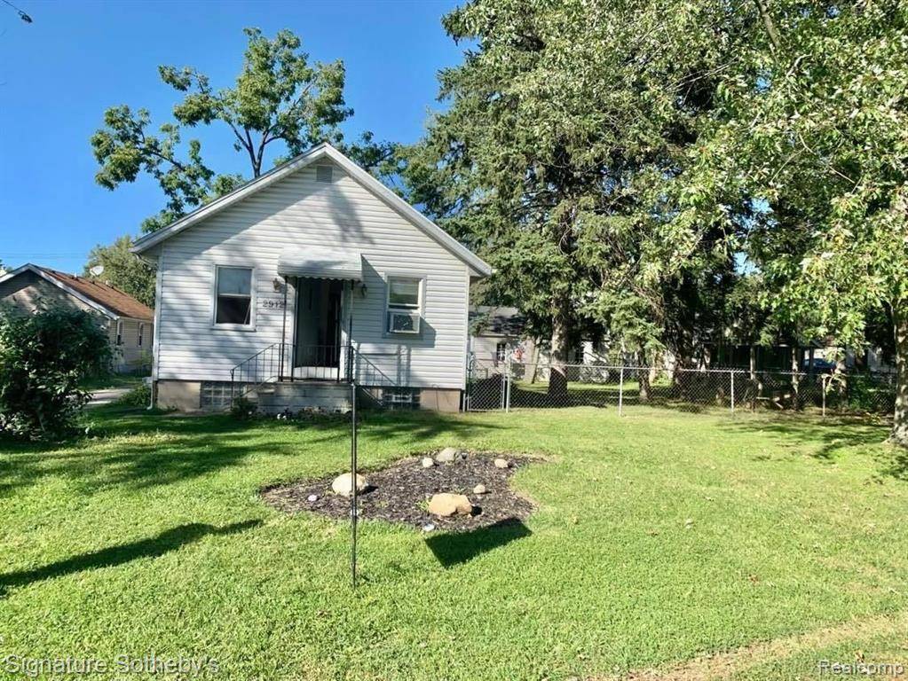 2912 BUICK Avenue, Waterford Twp, MI 48328