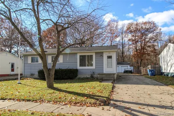 313 ORCHARD Street, Montrose, MI 48457