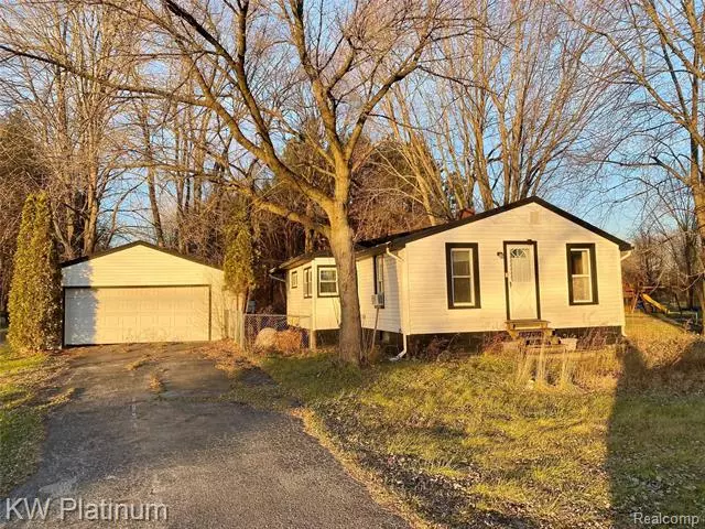 3082 Vincent Road, Clyde Twp, MI 48049