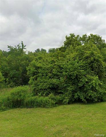 45653 JEFFERSON Avenue,  Chesterfield Twp,  MI 48047