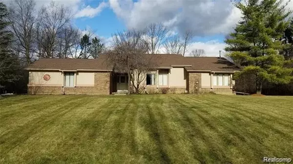 Farmington Hills, MI 48334,33820 Brittany Drive