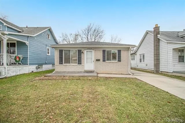 24659 LAMBRECHT Avenue, Eastpointe, MI 48021