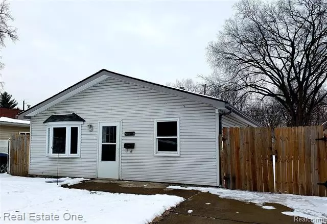 7245 VIVIAN Street, Taylor, MI 48180